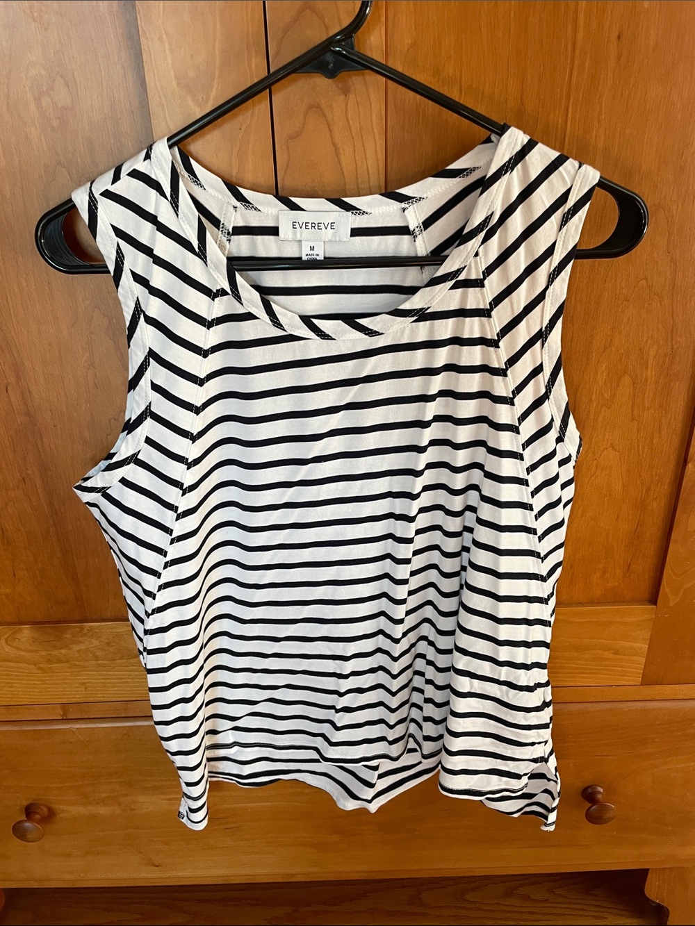 Evereve White and Black Striped Sleeveless Tank